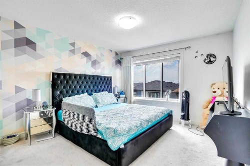 170 Savanna Walk Ne, Calgary, AB - Indoor Photo Showing Bedroom