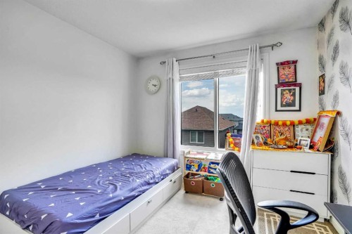 170 Savanna Walk Ne, Calgary, AB - Indoor Photo Showing Bedroom