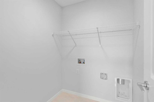 659 Buffaloberry Manor Se, Calgary, AB - Indoor With Storage