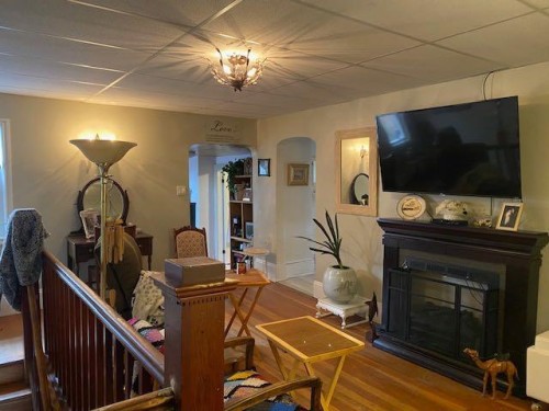 123 Main Street, Kinsella, AB 