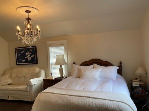 123 Main Street, Kinsella, AB 