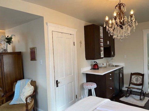 123 Main Street, Kinsella, AB 