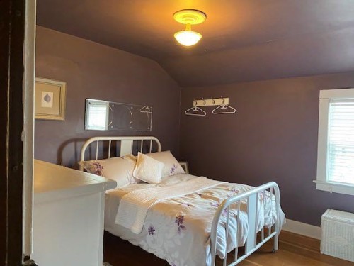 123 Main Street, Kinsella, AB 