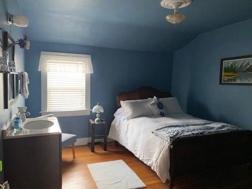 123 Main Street, Kinsella, AB 