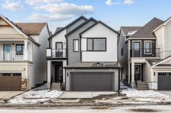 318 Baneberry Way SW Airdrie, AB T4B 5M3
