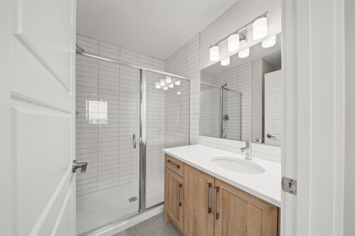 636 Sora Boulevard Se, Calgary, AB 