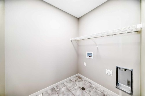 123 Sawgrass Gate Nw, Airdrie, AB - Indoor