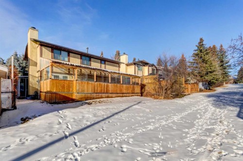 83 Hawkfield Crescent Nw, Calgary, AB - Outdoor