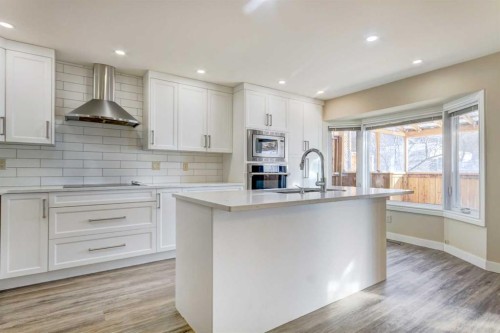 83 Hawkfield Crescent Nw, Calgary, AB - Indoor Photo Showing Kitchen With Upgraded Kitchen