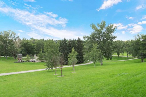 664 29 Avenue Nw, Calgary, AB - Outdoor With View