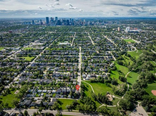 664 29 Avenue Nw, Calgary, AB - Outdoor With View