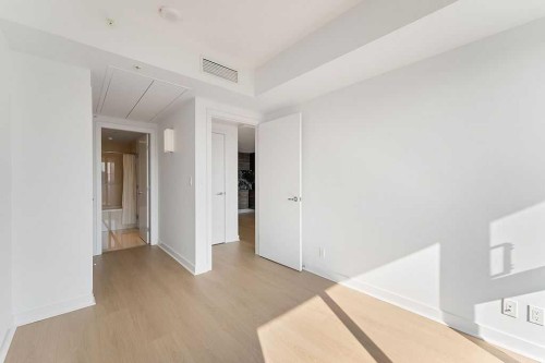 2705-310 12 Avenue Sw, Calgary, AB - Indoor Photo Showing Other Room