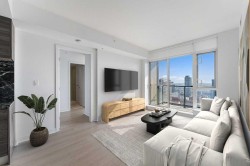 2705-310 12 Avenue SW Calgary, AB T2R 1B5