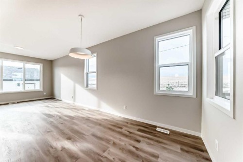 103 Sawgrass Gate Nw, Airdrie, AB - Indoor Photo Showing Other Room