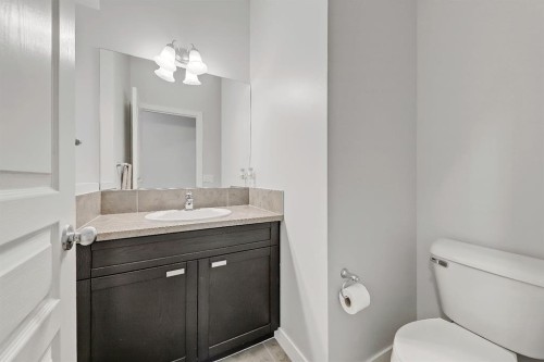 9 Copperleaf Way Se, Calgary, AB 