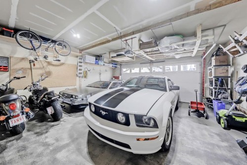 9 Copperleaf Way Se, Calgary, AB 