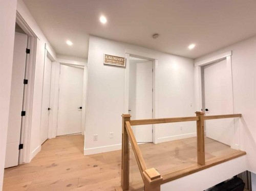 103 Hartford Road Nw, Calgary, AB - Indoor