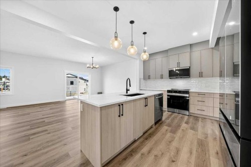 3 Lakewood Point, Strathmore, AB - Indoor Photo Showing Kitchen With Upgraded Kitchen