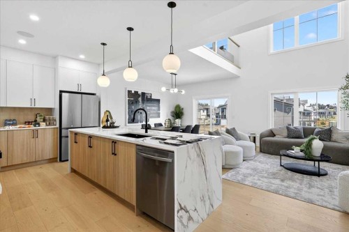 7 Lakewood Point, Strathmore, AB - Indoor Photo Showing Kitchen With Upgraded Kitchen