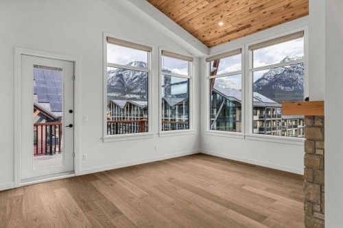 407-1505 Spring Creek Gate, Canmore, AB - Indoor Photo Showing Other Room