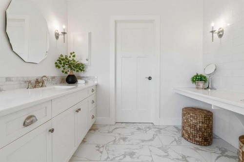 47 Sundown Way, Cochrane, AB 