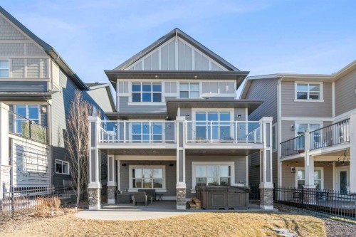 47 Sundown Way, Cochrane, AB 