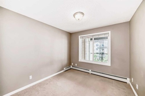 303-369 Rocky Vista Park Nw, Calgary, AB - Indoor Photo Showing Other Room