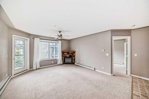 303-369 Rocky Vista Park Nw, Calgary, AB - Indoor Photo Showing Other Room