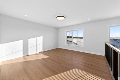 7 Lakewood Way, Strathmore, AB - Indoor