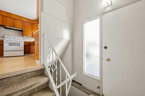 2719 Chalice Road Nw, Calgary, AB - Indoor