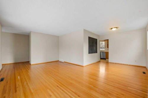 2719 Chalice Road Nw, Calgary, AB - Indoor Photo Showing Other Room