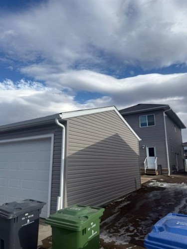 157 Dawson Wharf View, Chestermere, AB - Outdoor