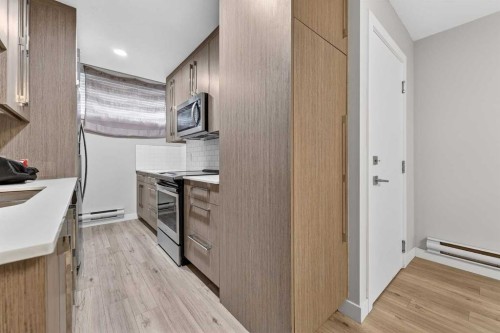 132 Corner Meadows Gate Ne, Calgary, AB - Indoor Photo Showing Kitchen