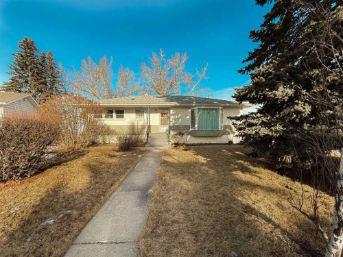 10 Marlowe Place Ne, Calgary, AB - Outdoor