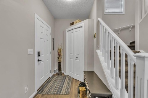 31 Walden Court Se, Calgary, AB - Indoor Photo Showing Other Room