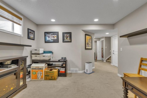 31 Walden Court Se, Calgary, AB - Indoor