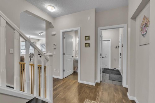 31 Walden Court Se, Calgary, AB - Indoor Photo Showing Other Room