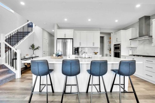 86 Edith Row Nw, Calgary, AB 