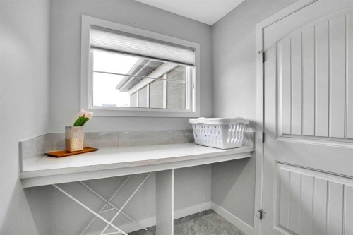 86 Edith Row Nw, Calgary, AB 