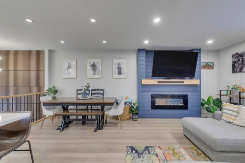 1324 Lake Sylvan Drive Se, Calgary, AB - Indoor With Fireplace