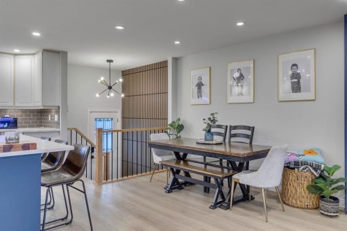 1324 Lake Sylvan Drive Se, Calgary, AB - Indoor Photo Showing Dining Room