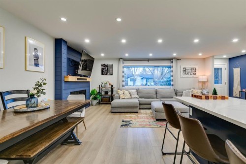 1324 Lake Sylvan Drive Se, Calgary, AB - Indoor With Fireplace