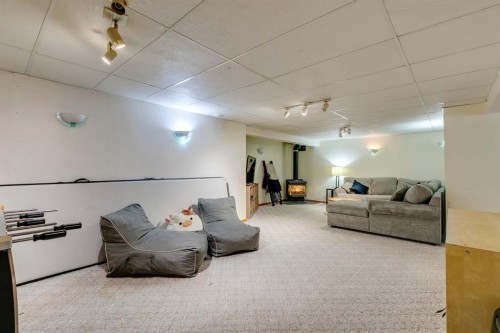 1324 Lake Sylvan Drive Se, Calgary, AB - Indoor Photo Showing Basement