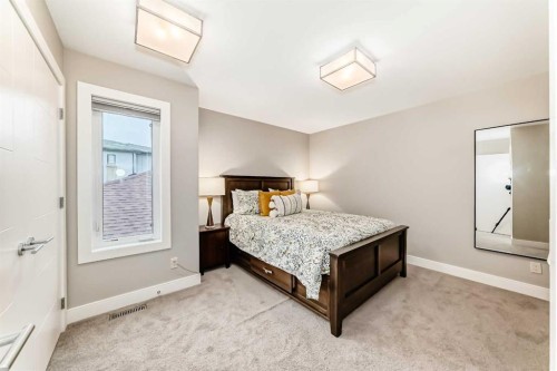 2614 21 Street Sw, Calgary, AB - Indoor Photo Showing Bedroom