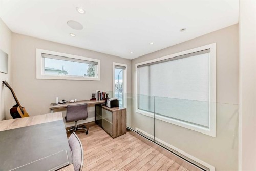 2614 21 Street Sw, Calgary, AB - Indoor Photo Showing Office