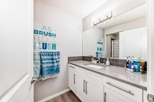 325 Sundown View, Cochrane, AB 