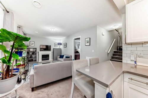 325 Sundown View, Cochrane, AB 