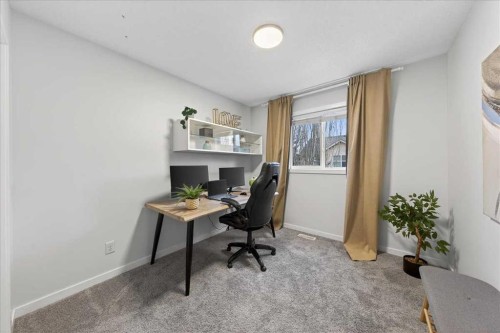 43 Chaparral Valley Common Se, Calgary, AB 