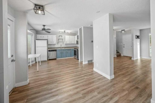 2140 146 Avenue Se, Calgary, AB 