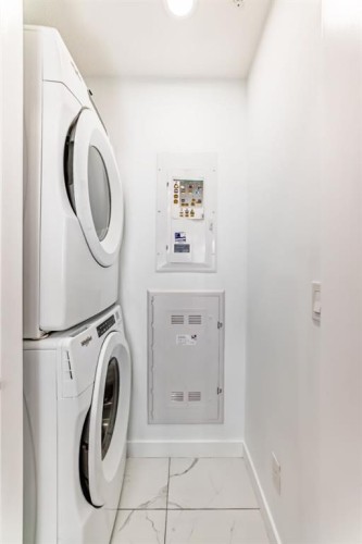 1308-76 Cornerstone Passage Ne, Calgary, AB - Indoor Photo Showing Laundry Room